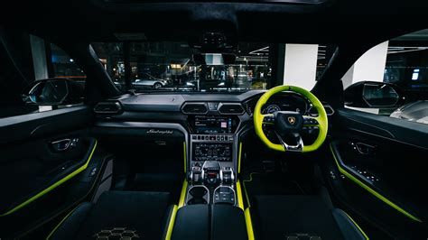 Lamborghini Urus Graphite Capsule Interior 4K 5K HD Cars Wallpapers ...