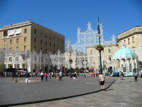 infoo-Tourism: Italian city of Lecce