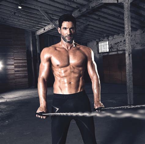 How Lucifer's Tom Ellis Got Ripped For Season 4 [Workout]