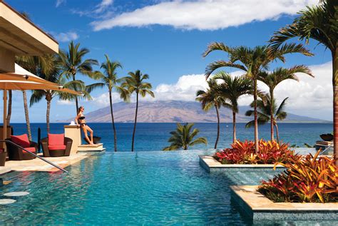 10 Top Beach Resorts Around The World