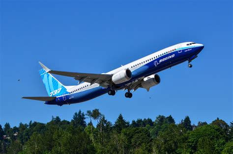 Boeing's 737 MAX 10 takes to the air - Airline Ratings