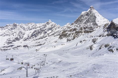 Les 10 meilleures stations de ski en Italie - Idées Voyages - Trouvez votre voyage thématique