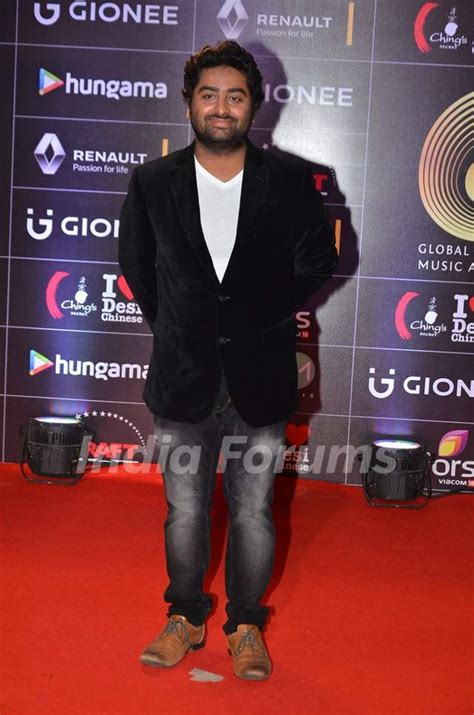 Arijit Singh at ACOLORS GiMA AWARDS 2016 Media