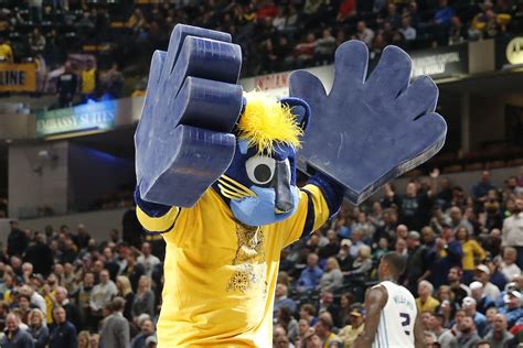 Who is Boomer? Indiana Pacers — NBAMascots.com