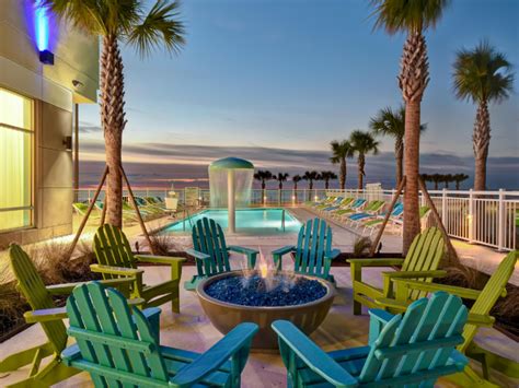 Holiday Inn Express & Suites Galveston Beach | Visit Galveston