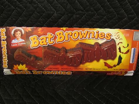 Little Debbie, Bat Brownies. (2014 Package) | Food hunter, Halloween ...