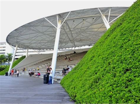 Ampitheatre At VivoCity Sky Park - StyleMag - Style Degree