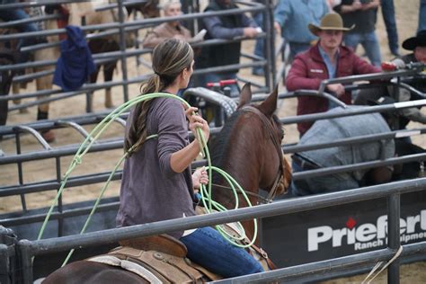 2022 Wrangler National Finals Breakaway Roping Calves