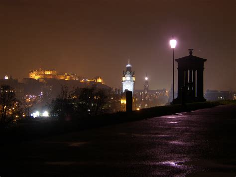 File:Edinburgh skyline night.jpg