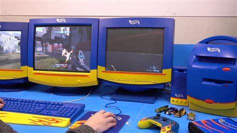 Guy turns novelty Hot Wheels computer into high-tech gaming PC