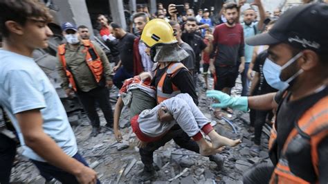 Gaza rescuers 'desperate for support' as Israeli air strikes wreak ...