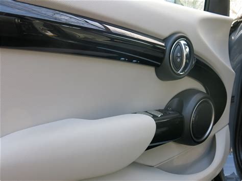 2015 MINI Cooper: 104 Interior Photos | U.S. News