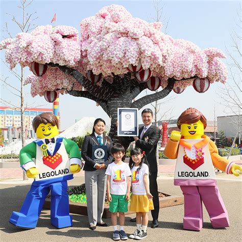 LEGOLAND Japan Sets Guinness World Record for the Largest LEGO Brick Cherry Blossom Tree