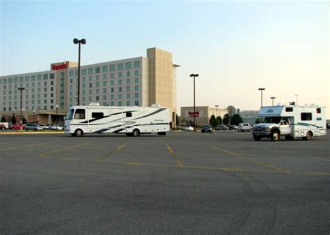 Casino Camper - Harrah's Casino Metropolis Overnight RV Parking Information