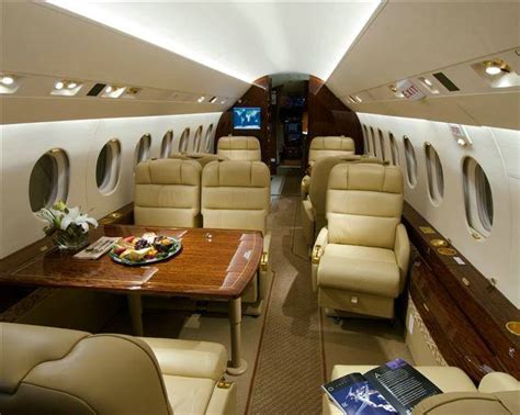 Jet Airlines: Dassault Falcon 2000 interior