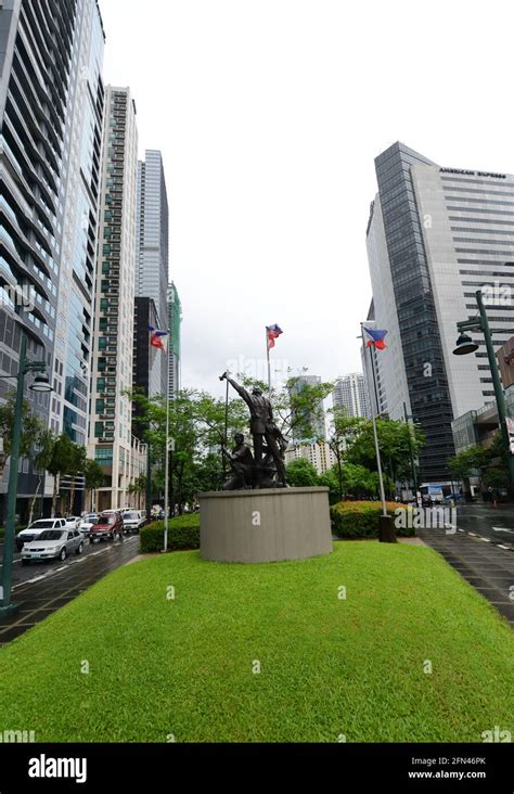 Ang Supremo: Andres Bonifacio Monument in Bonifacio Global City in ...