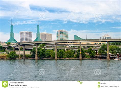 Portland Waterfront stock image. Image of west, glass - 32272933