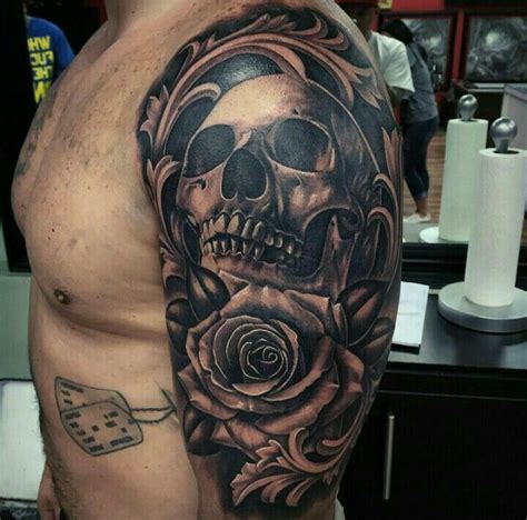 Skull and rose | Sleeve tattoos for women, Shoulder tattoos for women, Skull sleeve tattoos