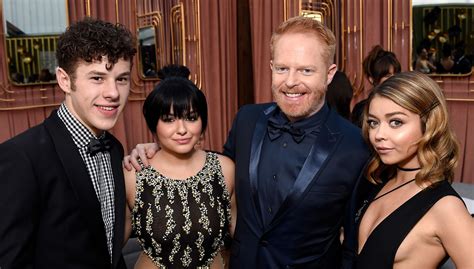 ‘Modern Family’ Cast Enjoys a Night Out at Critics’ Choice Awards 2016 | 22nd Critics' Choice ...