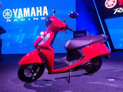 Yamaha Fascino 125 Fi red colour option – IAMABIKER – Everything Motorcycle!