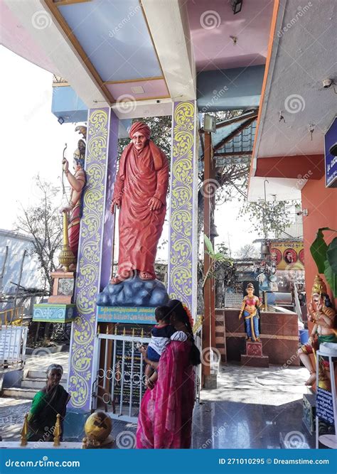 Closeup of Beautiful Jodi Veerabhadra Swamy Temple and Shivakumara Swamiji, Jagadguru Veera ...