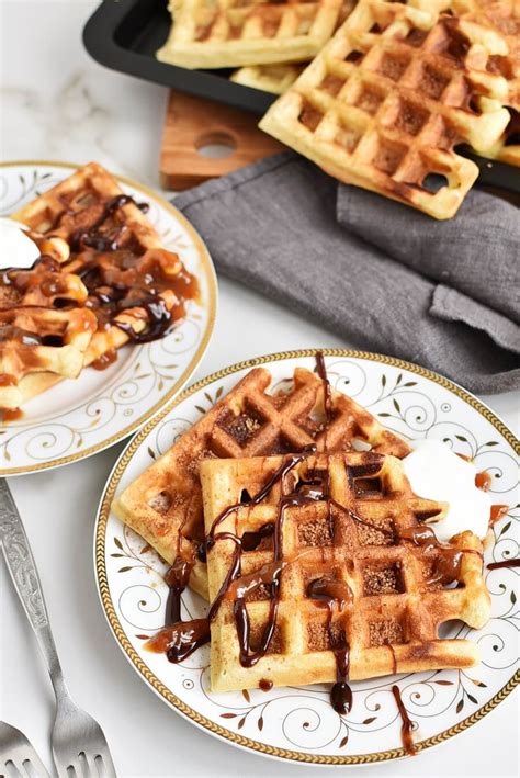 Churro Waffles Recipe - COOK.ME