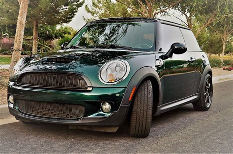 FS:: 2010 Mini Cooper S - British Racing Green - North American Motoring