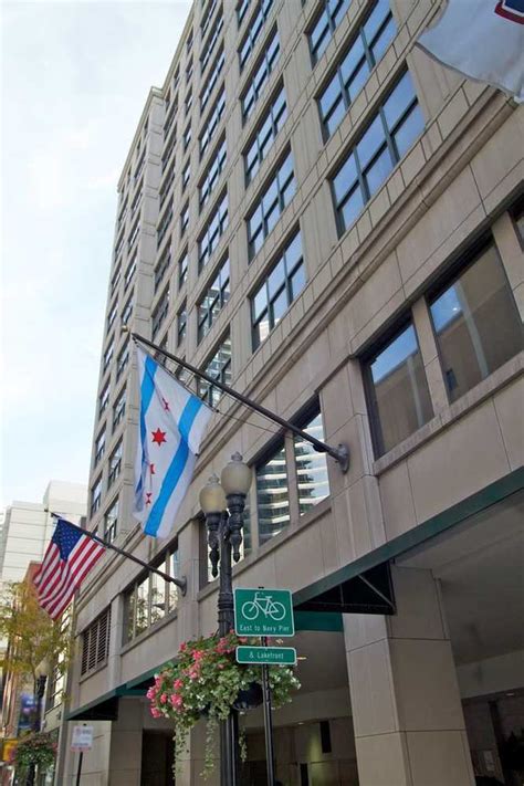 Discount Coupon for Hampton Inn & Suites Chicago Downtown in Chicago ...