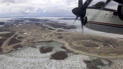 Plane carrying Rio Tinto workers to diamond mine crashes in Canada ...