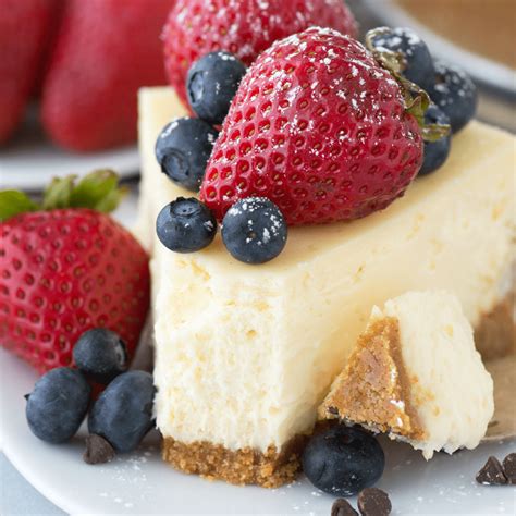 Classic Cheesecake Recipe - The best plain cheesecake!