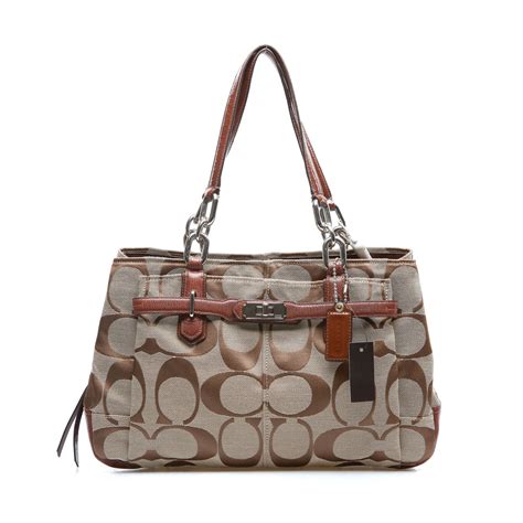 Small Handbags: Coach Outlet Online