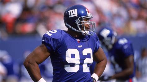 Michael Strahan wonders why Giants have taken so long to retire his ...