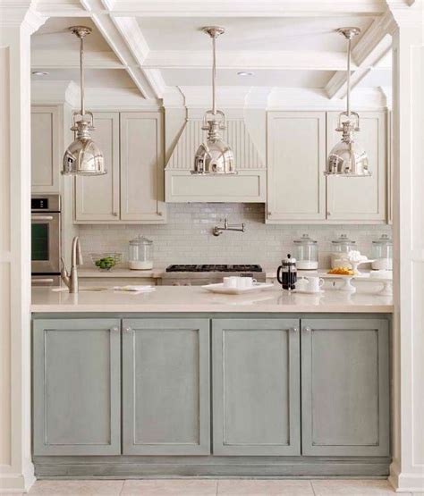 29 Colors Combination For A Kitchen Cabinets (22) | KitchenDecorPad | Kitchen cabinets color ...