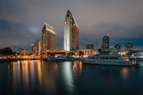 Embarcadero, San Diego: What to See + Where to Eat, Drink & Stay