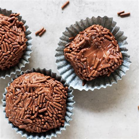 Healthy Brigadeiros (Brazilian Chocolate Truffles) | Low Sugar, All Natural