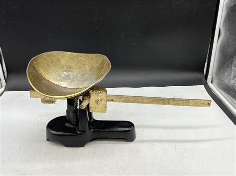 Urban Auctions - VINTAGE BRASS SCALE