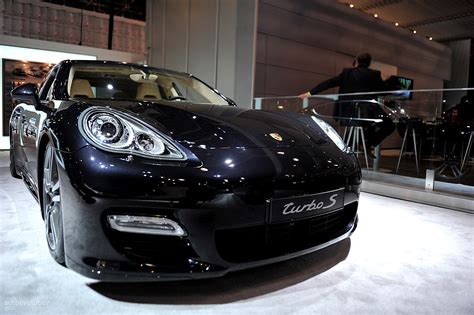 NYIAS 2011: Porsche Panamera Turbo S [Live Photos] - autoevolution