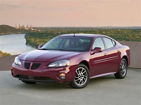 2008 Pontiac Grand Prix Pictures & Photos - CarsDirect