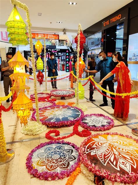 8 Malls In Klang Valley With Vibrant & Colourful Deepavali Decorations