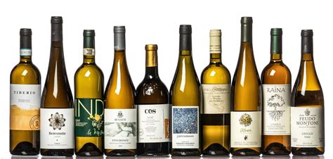 10 Great Bottles of Italian White Wine Under $25 - The New York Times