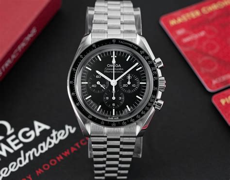 Rolex Daytona vs. Omega Speedmaster Professional - Chrono24 Magazine