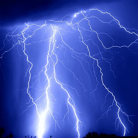 Share more than 62 blue lightning wallpaper super hot - in.cdgdbentre