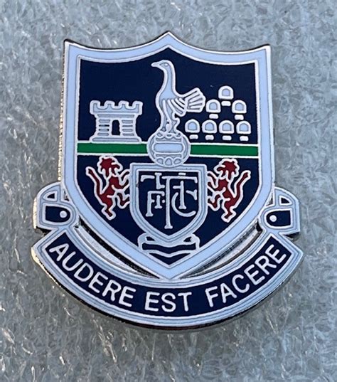 Tottenham Hotspur Enamel Badge ~ 1990’s Crest Design – The Brummie Badgeman