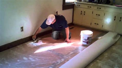 A Complete Guide To Installing A Linoleum Sheet Kitchen Floor | ShunShelter