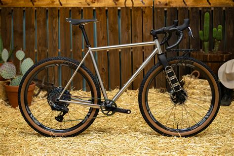 Horse Cycles Stainless Steel Gravel Bike - ENVE Builder Round-Up ...