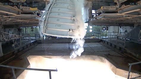 NASA Shakes & Fires Rocket Engine Without Blowing Pad Up