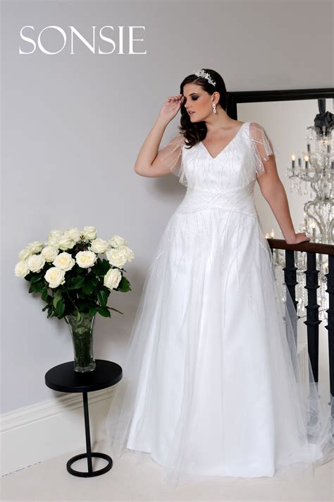 SON91461-01 Wedding Dress from Sonsie by Veromia - hitched.ie