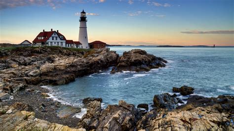 Portland Head lighthouse at sunset, Cape Elizabeth, Maine, USA ...