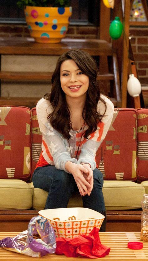 iCarly screencaps in 2019 | Miranda cosgrove icarly, Miranda cosgrove ...