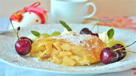 This Apfelstrudel Recipe Will Make People Think You're From Austria : Epicure & Culture